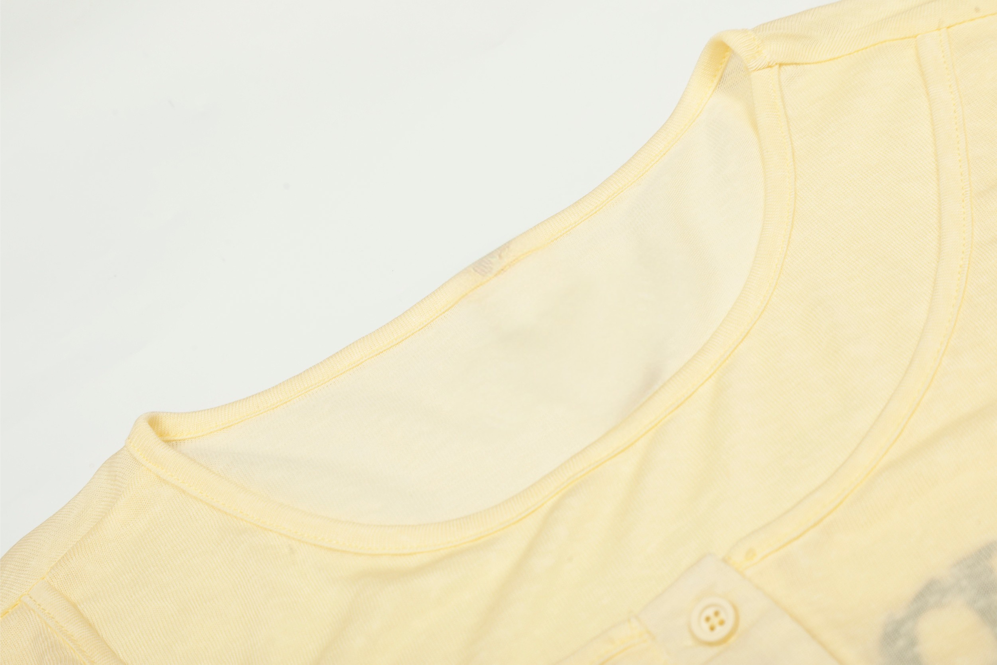 CapCabin Graphic Long Sleeve Henley Tee