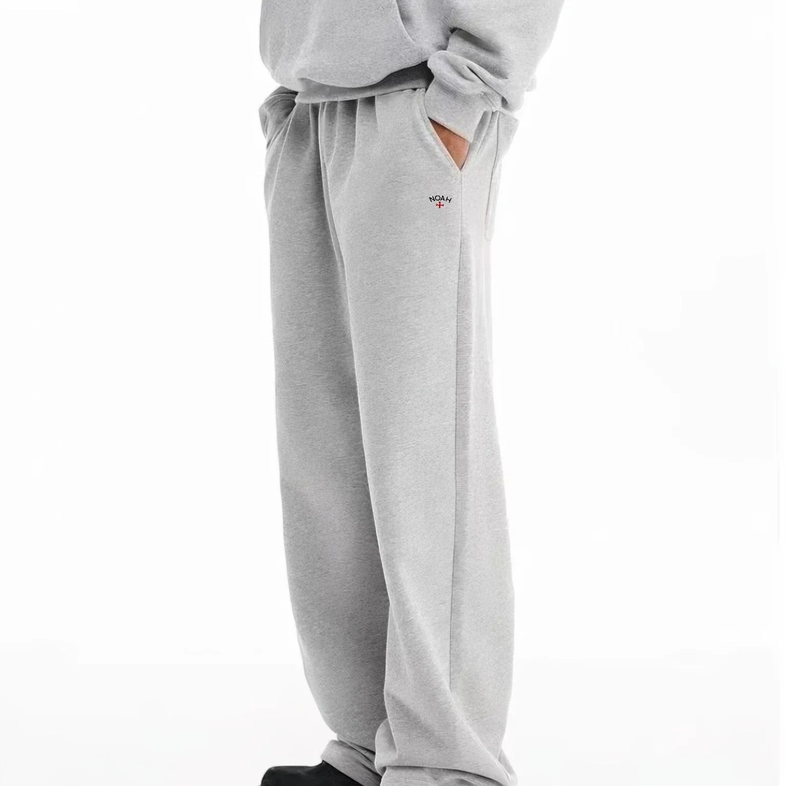 NOAH MARS Cross Logo Embroidered Micro Flared Sweatpants Men Casual Sports Pants